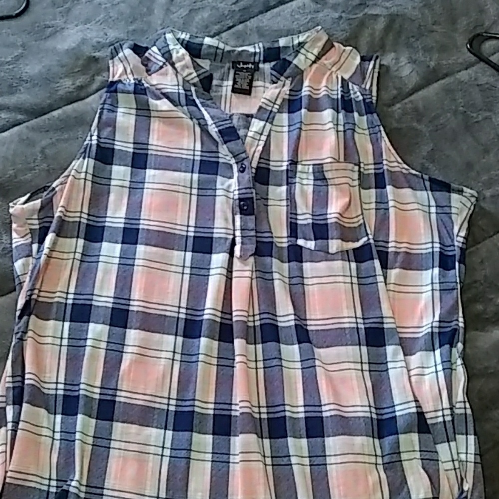 Multi Color Top - Picture 2 of 3